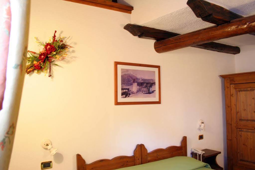 Oulx Chalet Chez Nous מראה חיצוני תמונה