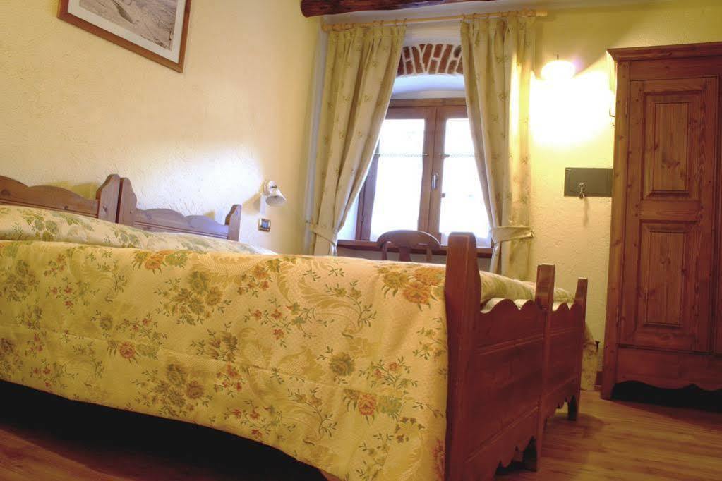 Oulx Chalet Chez Nous מראה חיצוני תמונה